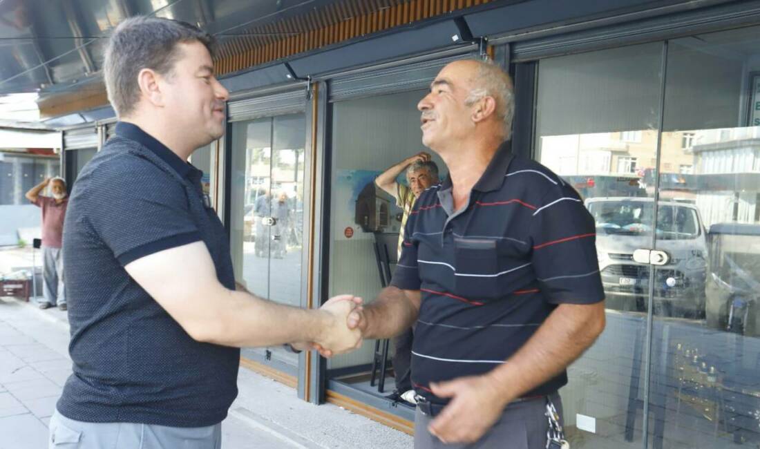Aksaray Belediye Başkanı Dr. Evren Dinçer, ayakkabı boyacısı esnafını ziyaret