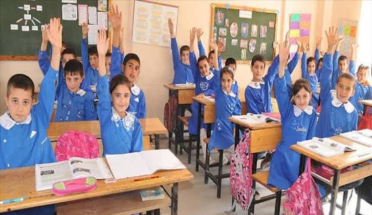 Okulların açılmasına kısa bir süre kala, Milli Eğitim Bakanı Yusuf