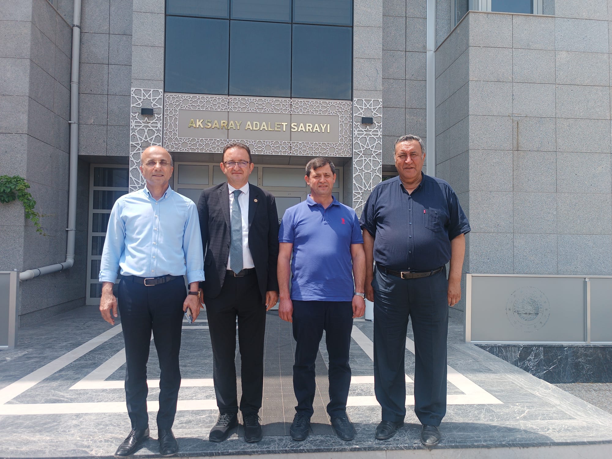 Cumhuriyet Halk Partisi milletvekilleri ve parti yöneticilerinden oluşan heyet, Aksaray