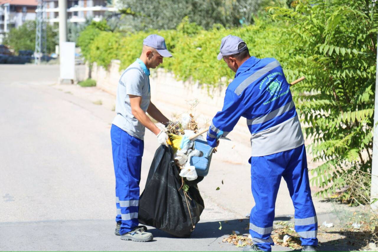 Aksaray Belediyesi, mahallelerin ortak yaşam alanı bilinciyle daha temiz ve