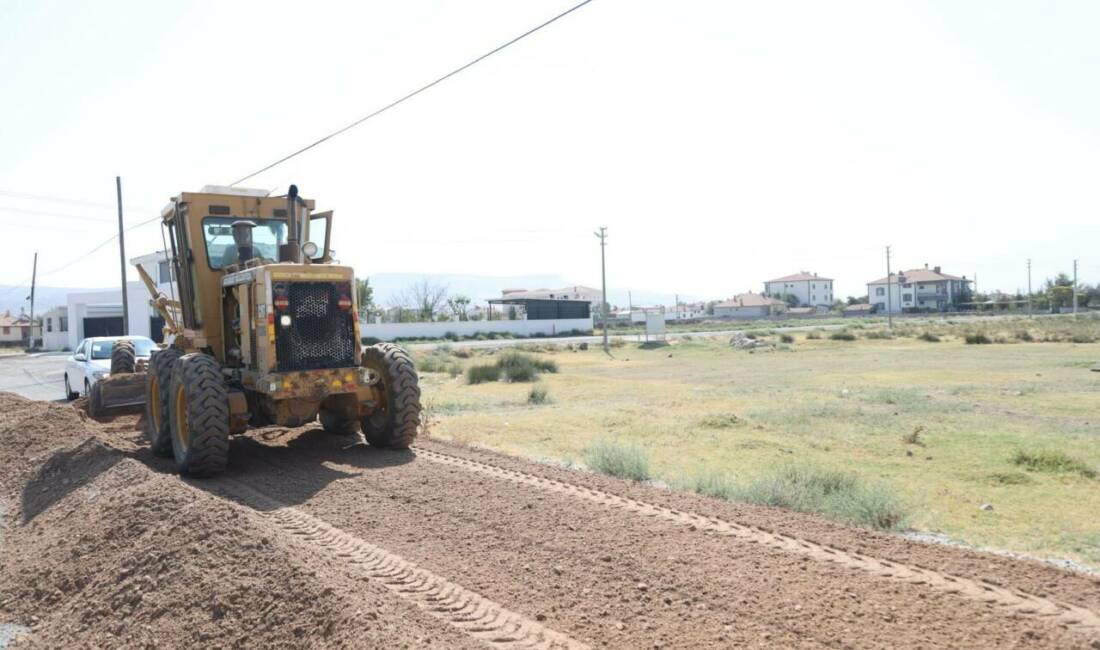 Aksaray Belediyesi, şehir genelinde yürüttüğü yol yapım ve yenileme çalışmalarına