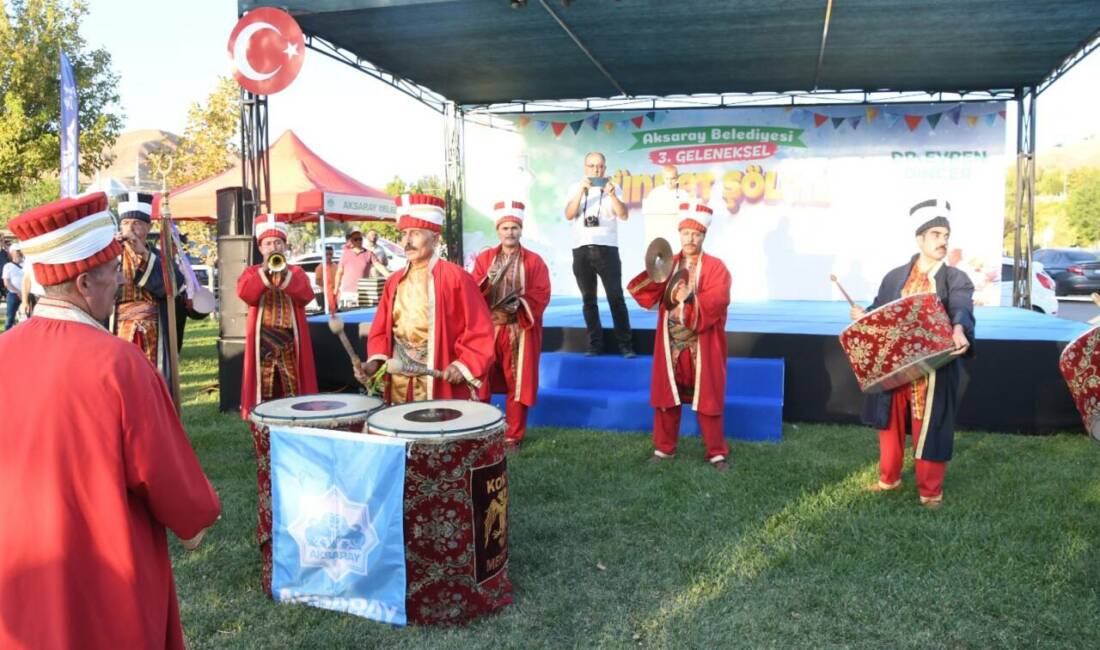 Aksaray Belediyesi’nin ev sahipliğinde geleneksel hale getirilen sünnet şölenlerinin bu