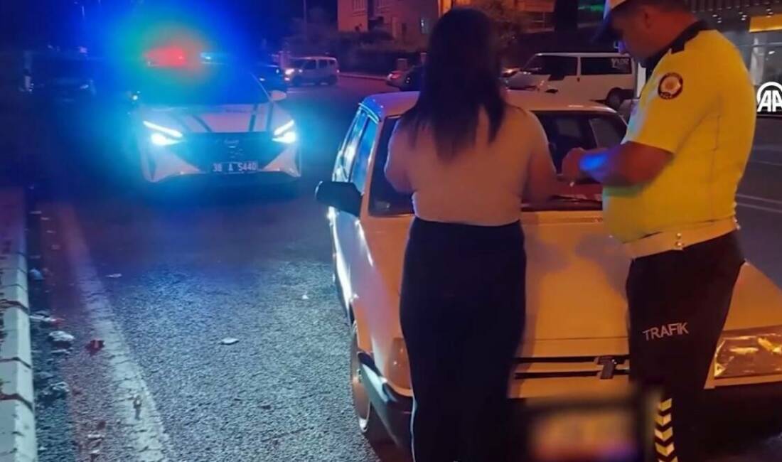 Kayseri'de İl Emniyet Müdürlüğü ekipleri, trafik kurallarına uymayan 3 sürücüye