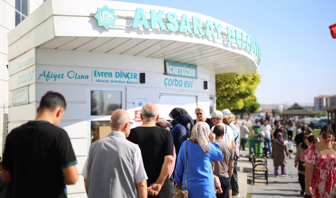 Aksaray Belediyesi tarafından hizmet sunan Çorba evi vatandaşlara sıcak çorba