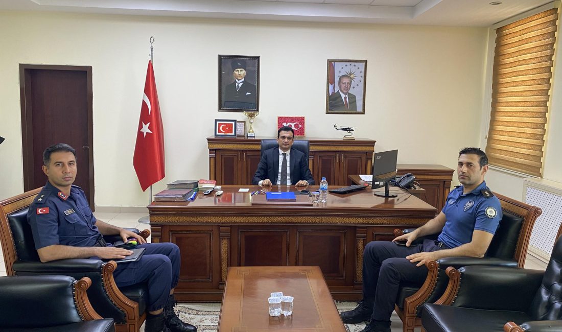 Eskil Kaymakamı Harun Uzar başkanlığında ilçe asayiş ve güvenlik toplantısı