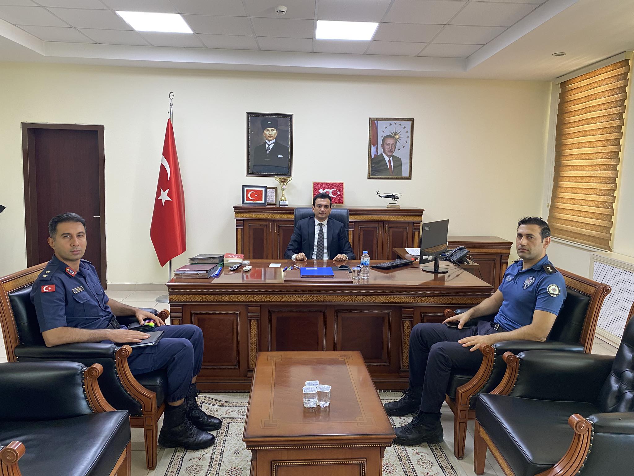 Eskil Kaymakamı Harun Uzar başkanlığında ilçe asayiş ve güvenlik toplantısı