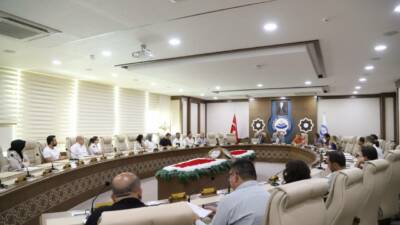 Aksaray Üniversitesi Kalite Komisyonu, Rektör Arıbaş başkanlığında toplandı. Eğitimde kalite,