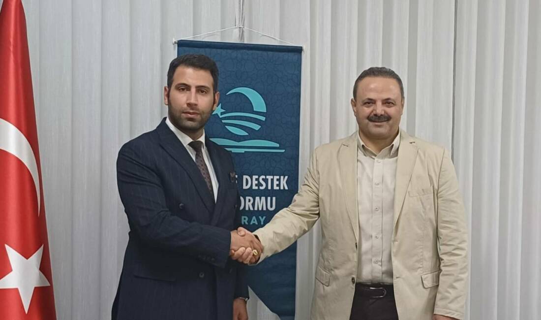 Aksaray’da Eğitime Destek ve Milli İrade Platformu’nda görev değişimi yaşandı.