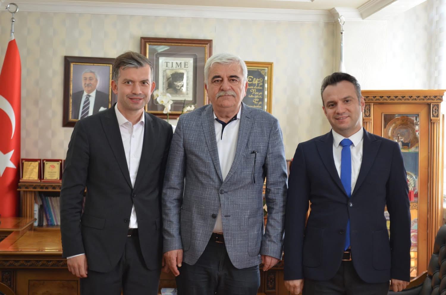 Halk Bankası Sanayi Şube Müdürü ve Yardımcısı, Birlik Başkanı Doğan