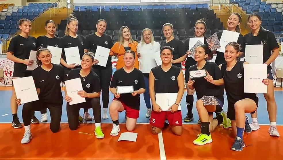 Aksaray Belediyespor Hentbol Takımı, yeni sezon hazırlıklarını sürdürürken takıma