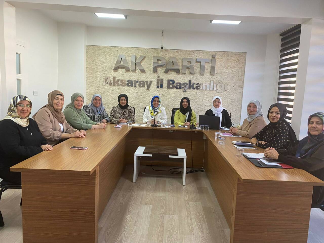 AK Parti Aksaray İl Kadın Kolları Başkanlığı, parti çalışmalarını değerlendirmek