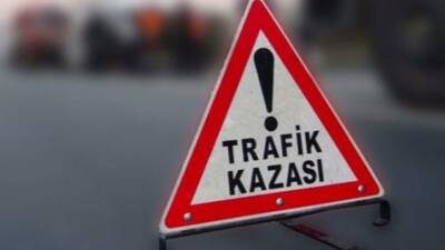 Konya'nın Ereğli ilçesinde hafif ticari aracın devrilmesi sonucu 2 kişi