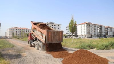 Aksaray Belediyesi tarafından şehir içerisinde icra edilen yol çalışmaları kapsamında