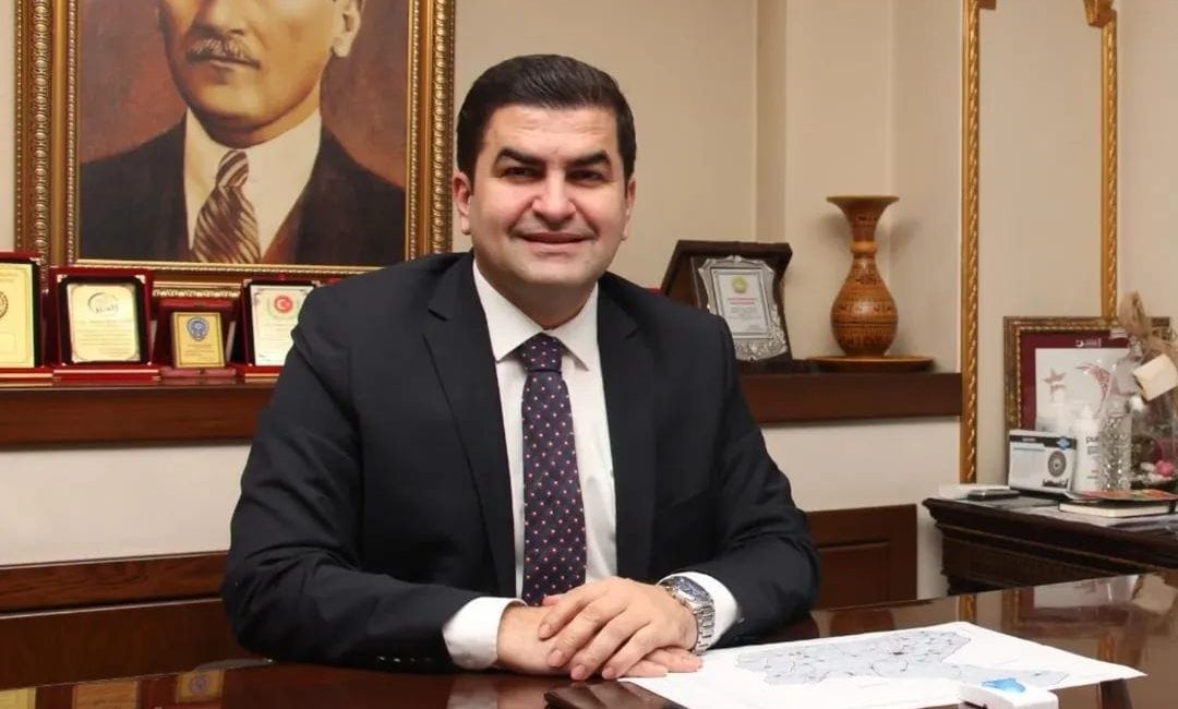 Ortaköy Kaymakamlığı, uzun süredir vatandaşların şikâyetine konu olan kaldırım ve