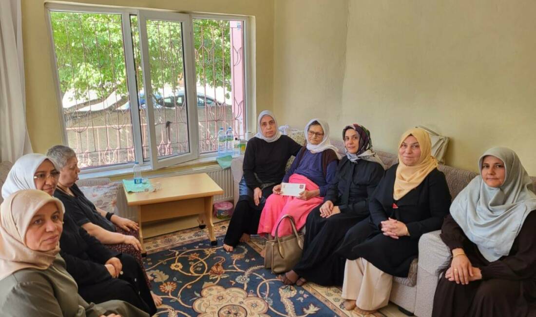 AK Parti Aksaray İl Kadın Kolları Başkanı Sultan Billur ve