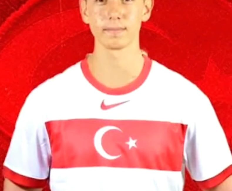 Aksaray Belediyespor, yeni sezon hazırlıkları kapsamında önemli bir transfer gerçekleştirdi.