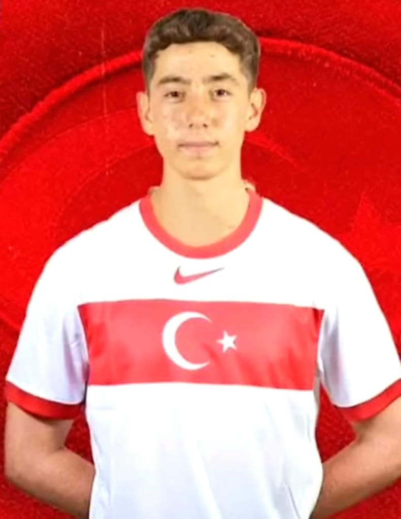 Aksaray Belediyespor, yeni sezon hazırlıkları kapsamında önemli bir transfer gerçekleştirdi.