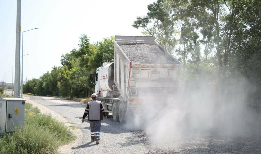 Tacin’de konforlu ve dayanıklı yollar artıyor Aksaray Belediyesi tarafından şehir içerisinde icra edilen yol çalışmaları kapsamında