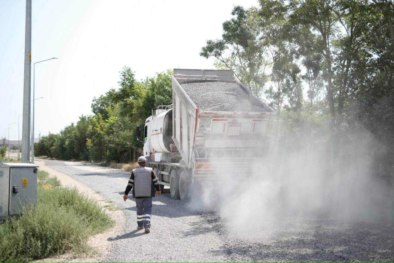 Aksaray Belediyesi tarafından şehir içerisinde icra edilen yol çalışmaları kapsamında