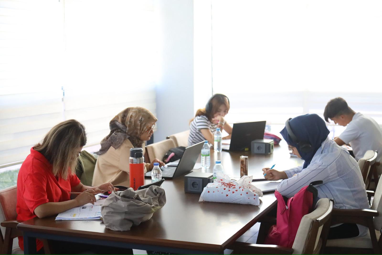 Aksaray Belediyesi, kültür ve eğitim alanındaki çalışmaları kapsamında hizmet veren