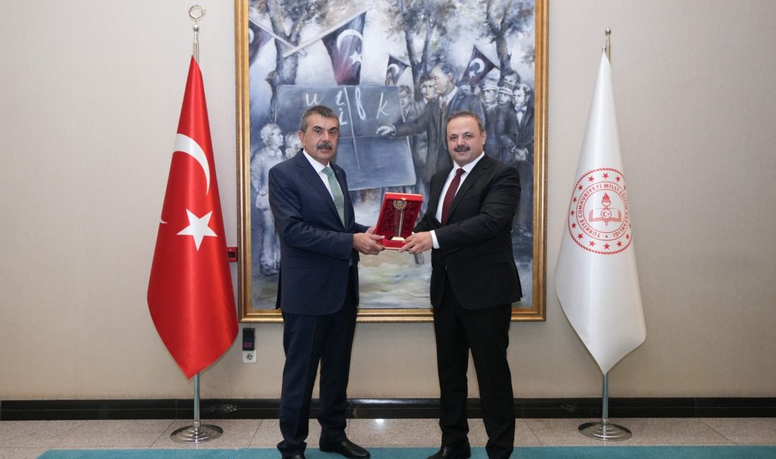 Aksaray Üniversitesi (ASÜ) Rektörü Prof. Dr. Alpay Arıbaş, kurum ziyaretleri