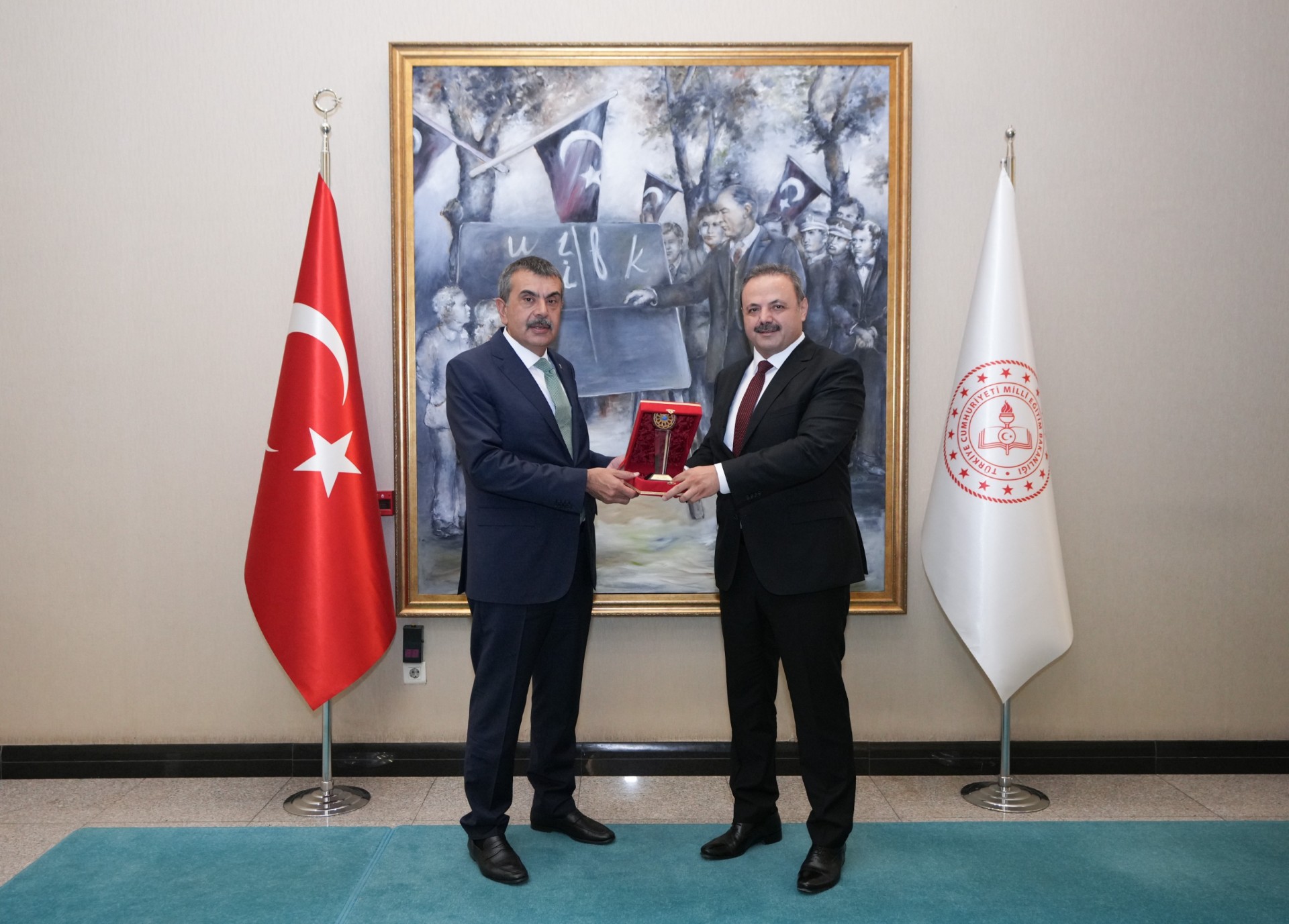 Aksaray Üniversitesi (ASÜ) Rektörü Prof. Dr. Alpay Arıbaş, kurum ziyaretleri