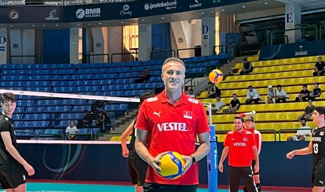 U19 Erkek Voleybol Milli Takımı Antrenörü olarak Balkan ve Dünya