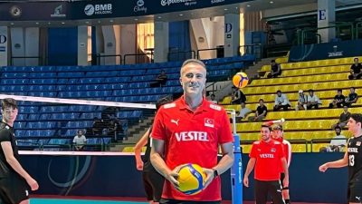 U19 Erkek Voleybol Milli Takımı Antrenörü olarak Balkan ve Dünya