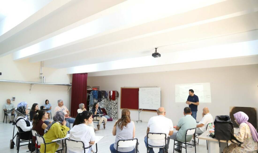 Aksaray Üniversitesi (ASÜ) Eğitim Fakültesi Öğretim Üyesi Dr. Belma Türker