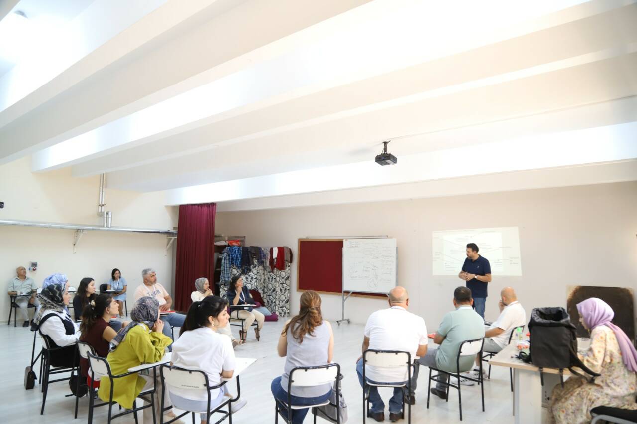 Aksaray Üniversitesi (ASÜ) Eğitim Fakültesi Öğretim Üyesi Dr. Belma Türker