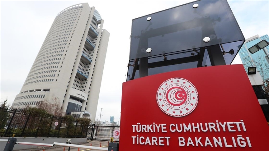 Ticaret Bakanlığı bünyesinde faaliyet gösteren Reklam Kurulu, tüketicileri aldatıcı ve