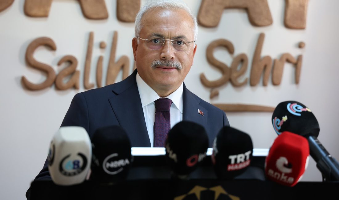 Aksaray Valiliği, sulama nedeniyle bozulan yollar için çiftçilere dikkatli olun