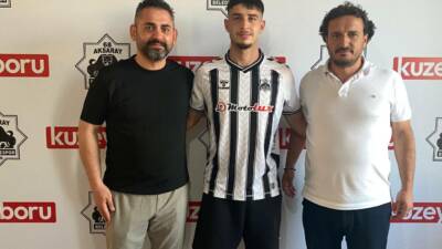 Beşiktaş, Sivasspor ve Boluspor’dan üç genç oyuncu Aksarayspor’a katıldı. Forvet