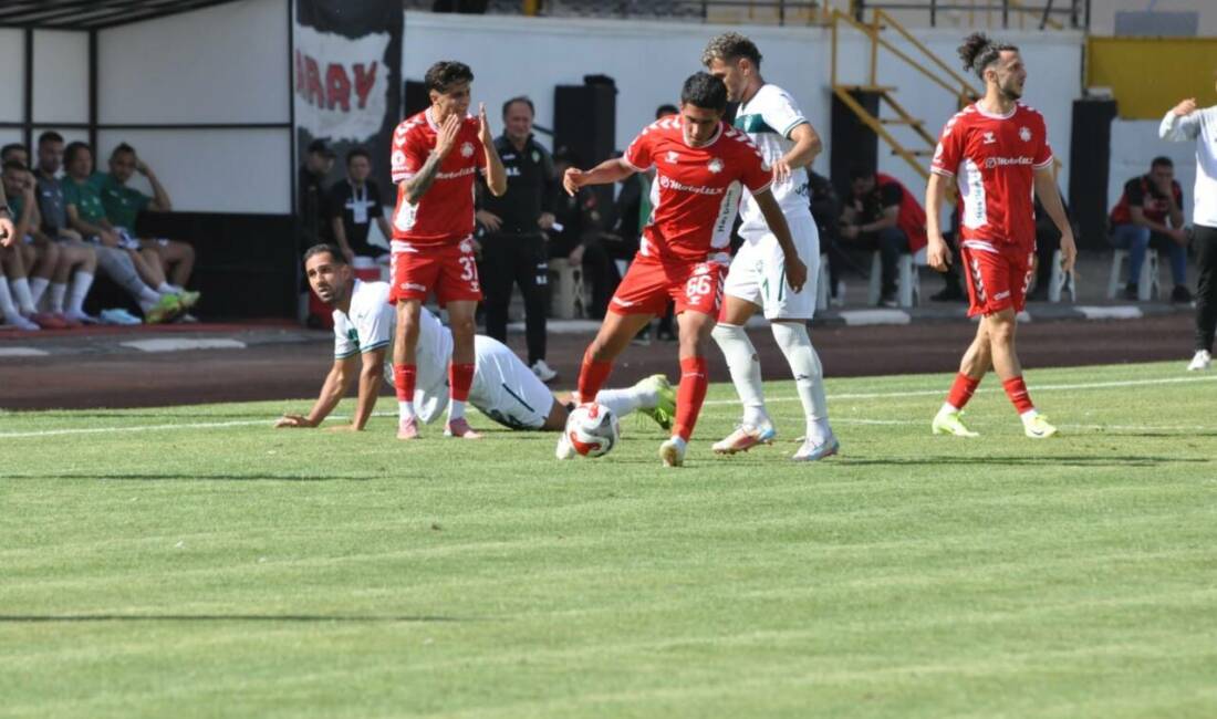 TFF 2. Lig Kırmızı Grup 6. hafta maçında Aksarayspor ile