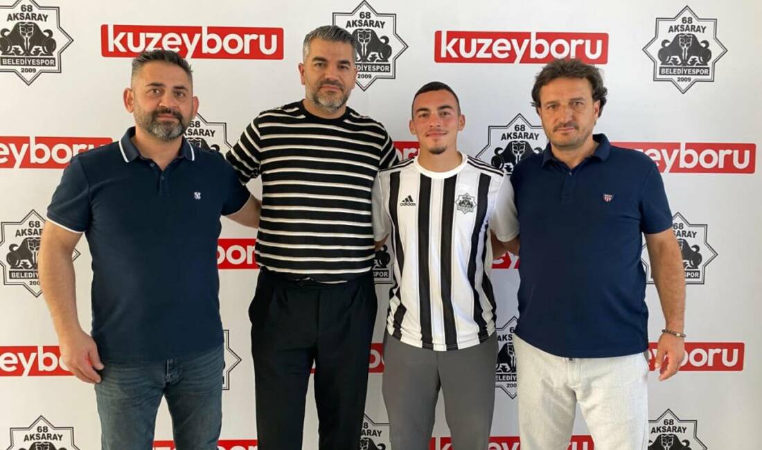 Geçen sezon Altınordu’da 33 maça çıkan 23 yaşındaki sağ kanat