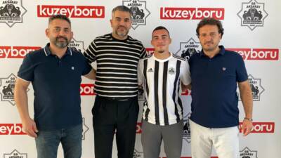 Geçen sezon Altınordu’da 33 maça çıkan 23 yaşındaki sağ kanat