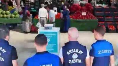 Aksaray Belediyesi zabıta ekipleri TOKİ Çarşamba pazarında esnafı uyardı. Etiket