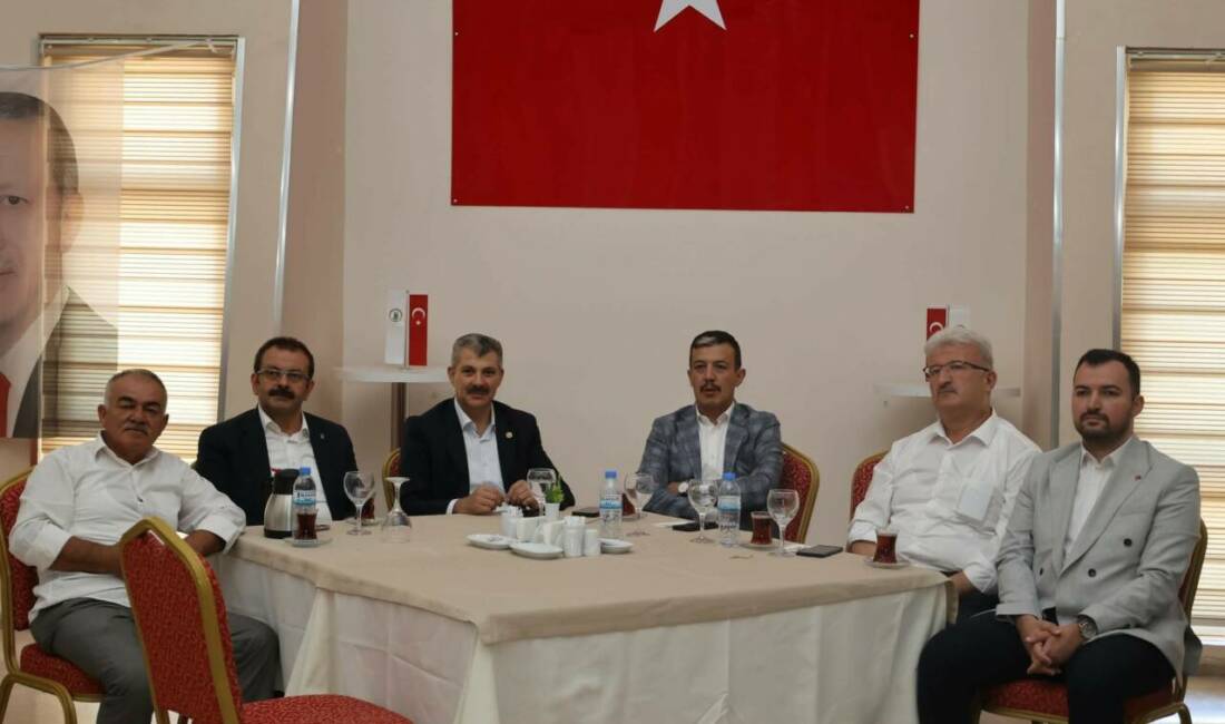 AK Parti Aksaray İl Başkanlığı'nda Mahalle Başkanları İstişare ve Değerlendirme