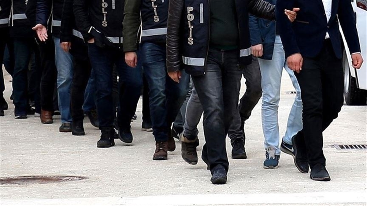 Fetullahçı Terör Örgütü'nün (FETÖ) emniyet mahrem yapılanmasına yönelik İstanbul merkezli