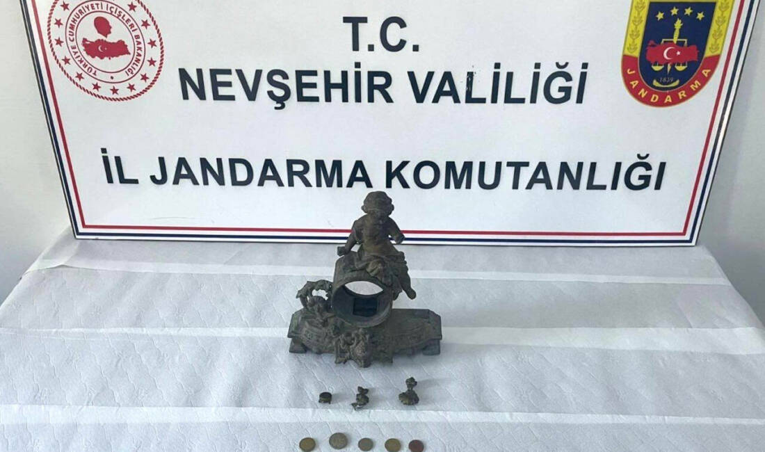 Nevşehir'de İl Jandarma Komutanlığı ekipleri tarafından düzenlenen tarihi eser kaçakçılığı
