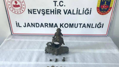Nevşehir'de İl Jandarma Komutanlığı ekipleri tarafından düzenlenen tarihi eser kaçakçılığı