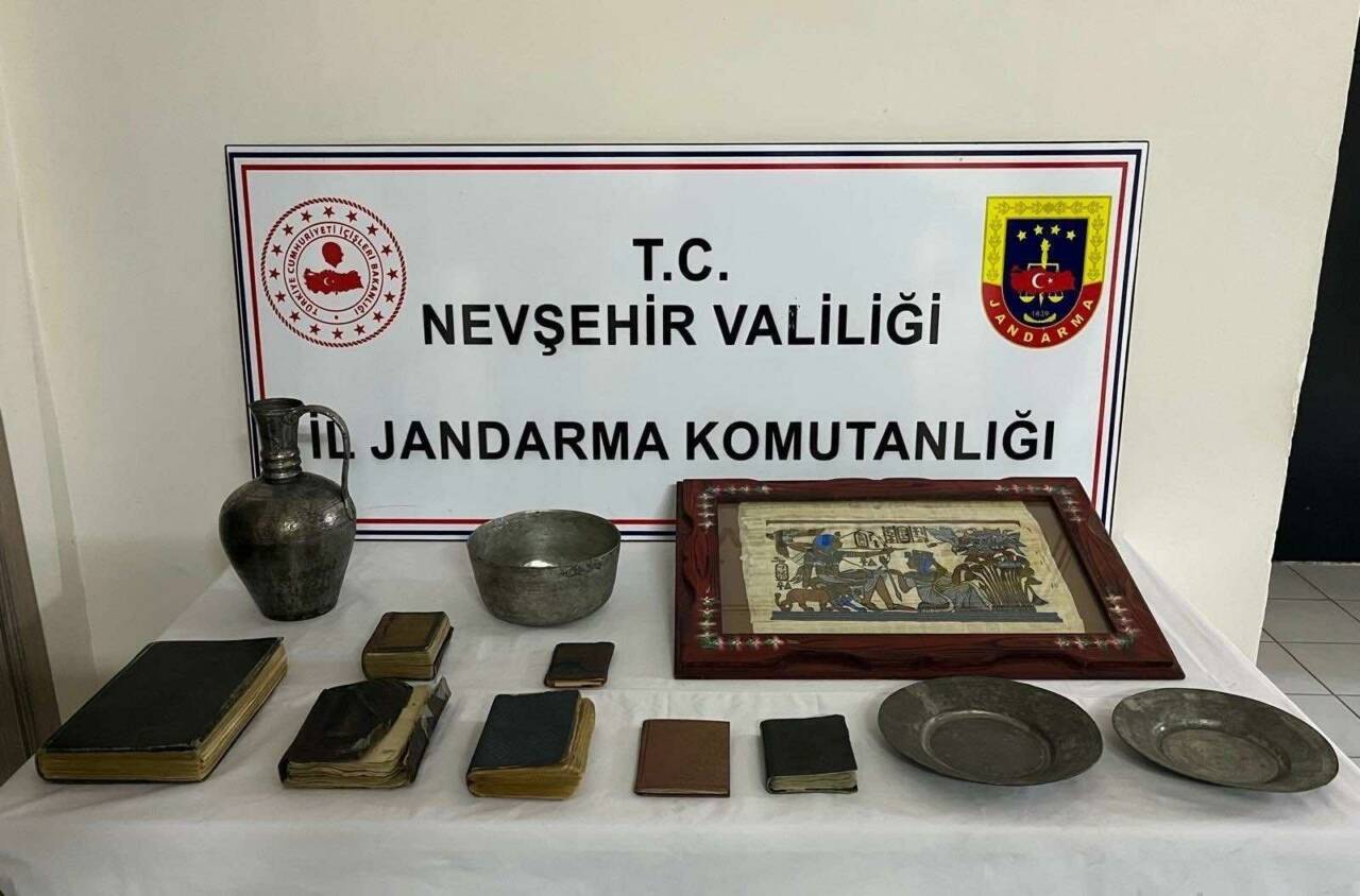Nevşehir'in Avanos ilçesinde, 7 el yazması Kur'an-ı Kerim'in de ele