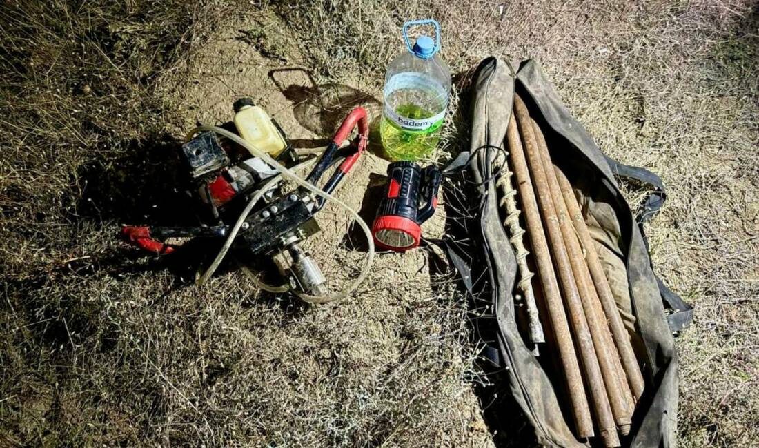 Kırşehir'in Mucur ilçesinde İl Jandarma Komutanlığı kaçak kazı yaptıkları fotokapanla