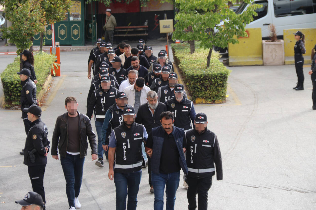 Eskişehir'de İl Emniyet Müdürlüğü ekipleri düzenlenen tefecilik operasyonunda 10 şüpheli