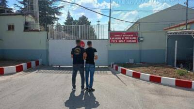 Karaman'da yapılan operasyon sonucunda çeşitli suçlardan aranan 54 kişi gözaltına