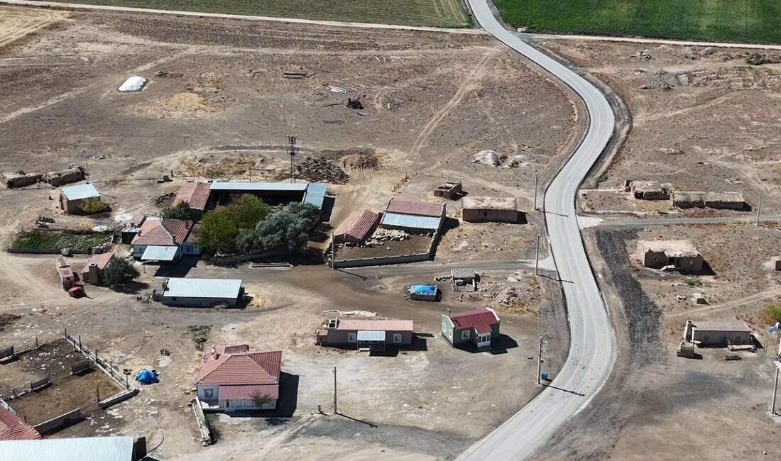 Aksaray İl Özel İdaresi, Ağaçören ilçesinde köy yollarının kalitesini artırmaya