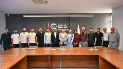 Aksaray Belediye Başkanı Dr. Evren Dinçer, AK Parti Aksaray Gençlik