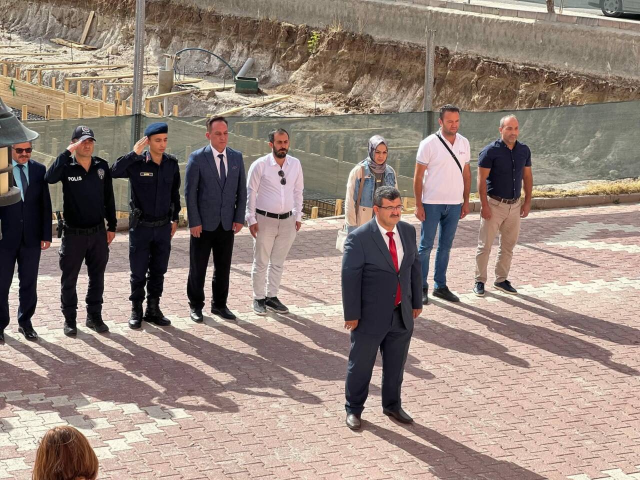 Ağaçören'de 2025-2026 eğitim öğretim yılının açılışı, Ağaçören Hükümet Konağı önünde