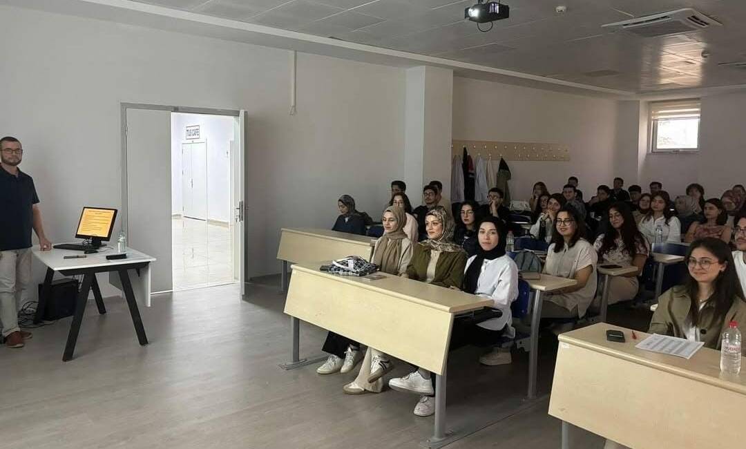Aksaray Üniversitesi Tıp Fakültesi’nde 8 Eylül 2025 tarihi itibarıyla Dönem