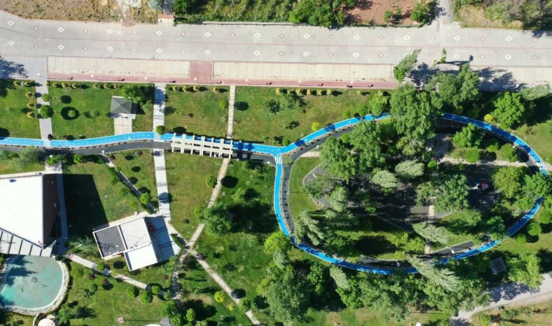 Aksaray Belediyesi, şehir içi ulaşımda vatandaşları bisiklet kullanımına teşvik etmeye